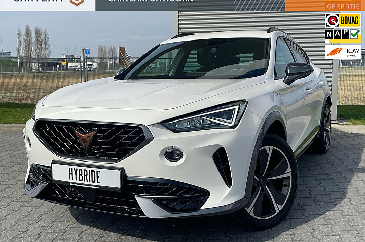 CUPRA Formentor 1.4 TSI e-Hybrid Essential 18 inch velgen, Sport interieur, nieuw staat !!